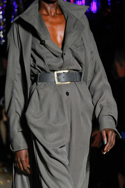 Look 46
